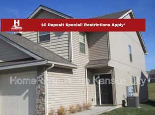 8329 N Spruce Ave, Kansas City, MO 64119