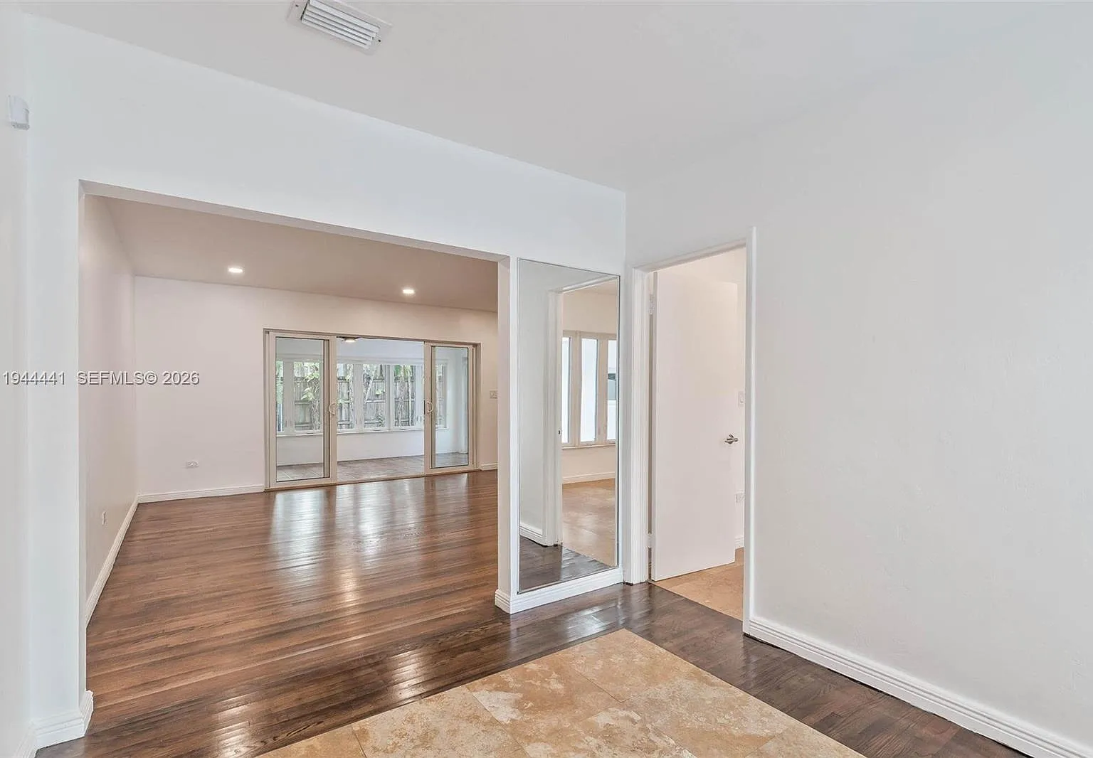2 bed, 2.0 bath, 1790 sqft, $6,700 — Photo 4