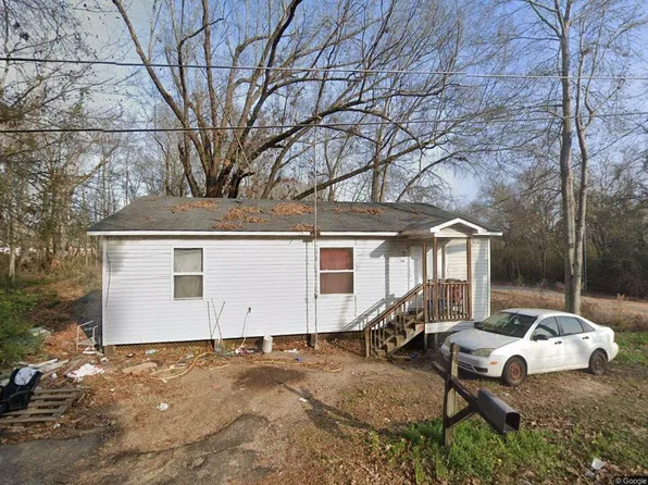 110 Chambliss Dr, Hattiesburg, MS 39401