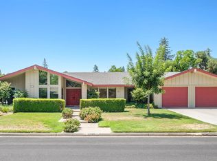 2555 W San Ramon Ave, Fresno, CA 93711