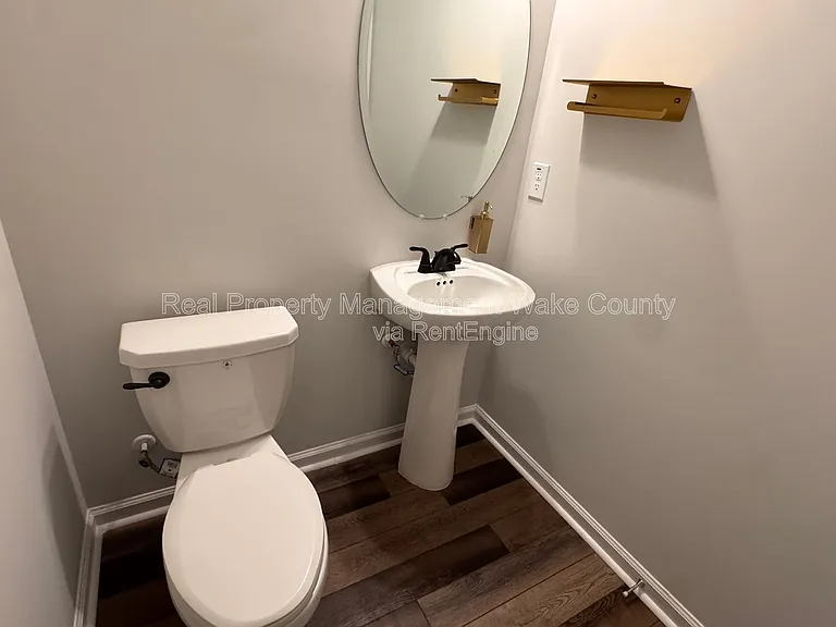 410 Odham Ln — Photo 26