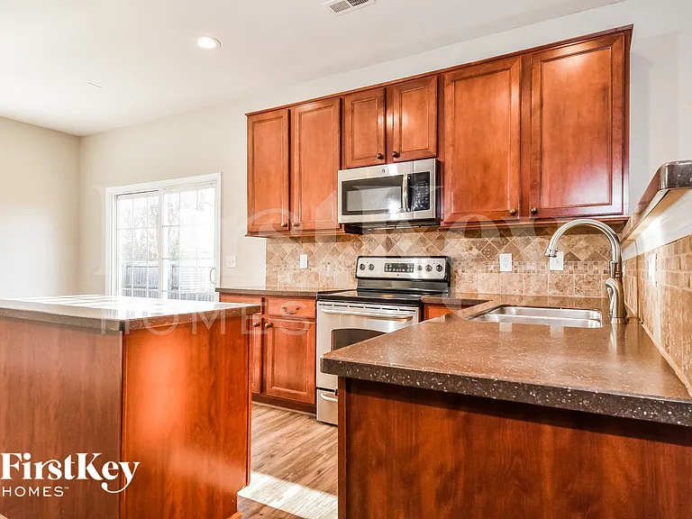 6465 Flintlock Ct — Photo 5
