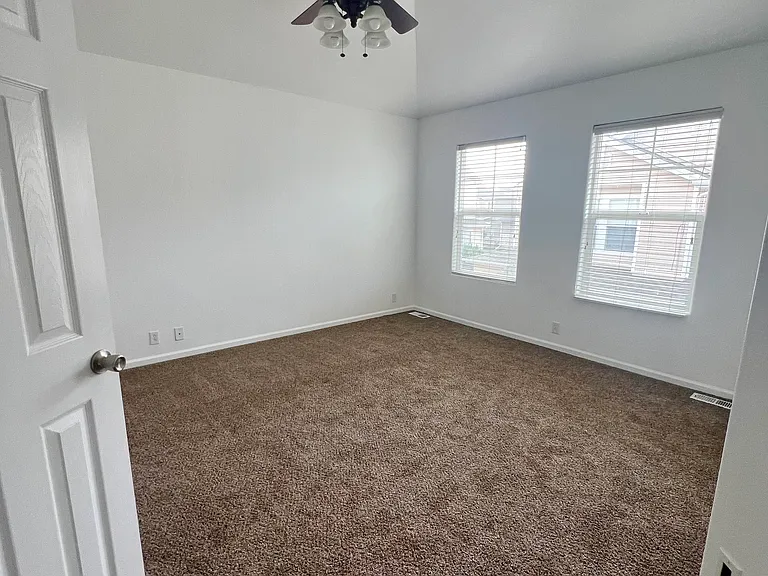 6143 Sierra Grande Point — Photo 10