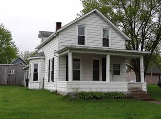 329 S Michigan St, Prairie Du Chien, WI 53821