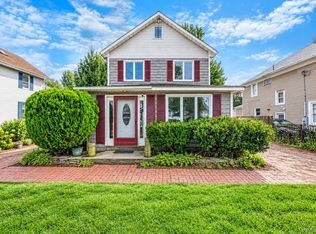 66 Norton St, Patchogue, NY 11772