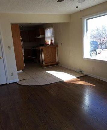 3rd image of 9120 Charlotte St