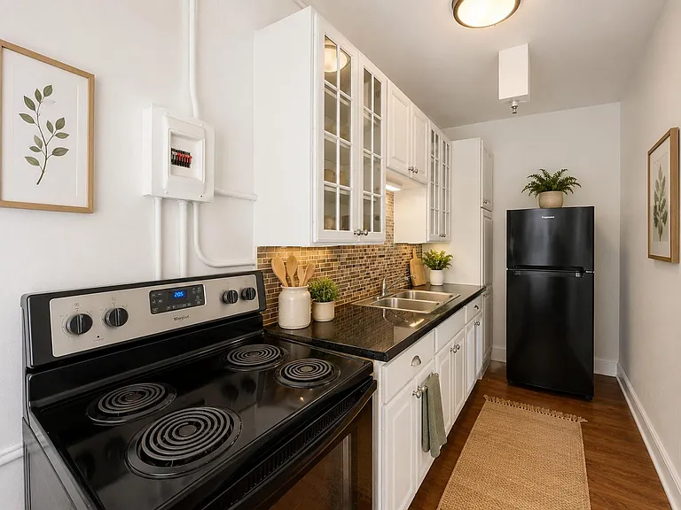 801 SW 4th Ct #3 — Photo 4