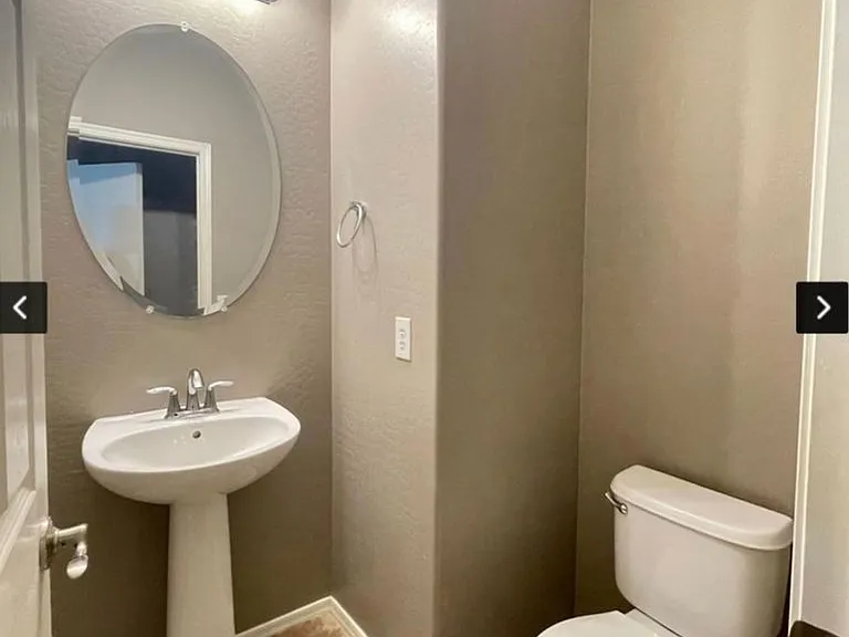 16453 W Yucatan Dr — Photo 4