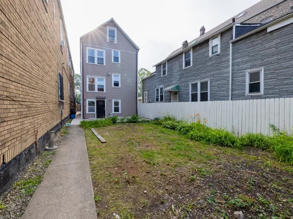 4320 S Marshfield Ave, Chicago, IL 60609