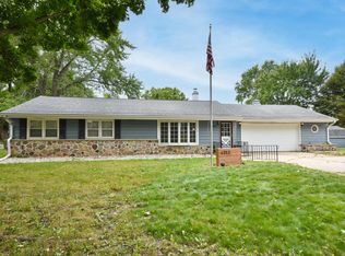 4353 N 94th St, Wauwatosa, WI 53222