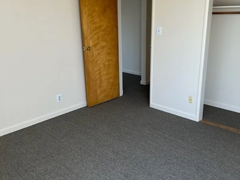 252 Acton Pl — Photo 8
