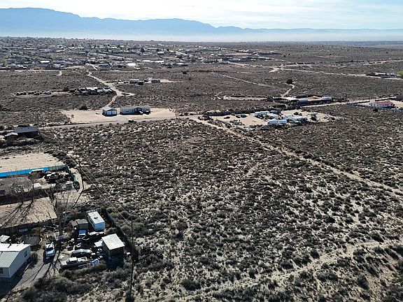 5th image of 8 Avenue Sw