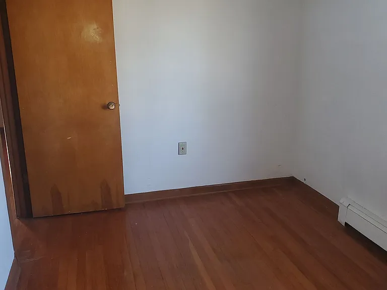 4607 Waterloo Dr — Photo 8