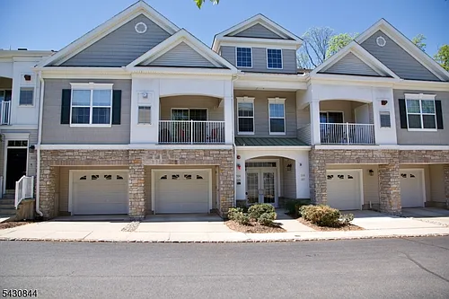 104 Stone Creek Ct Photo 1