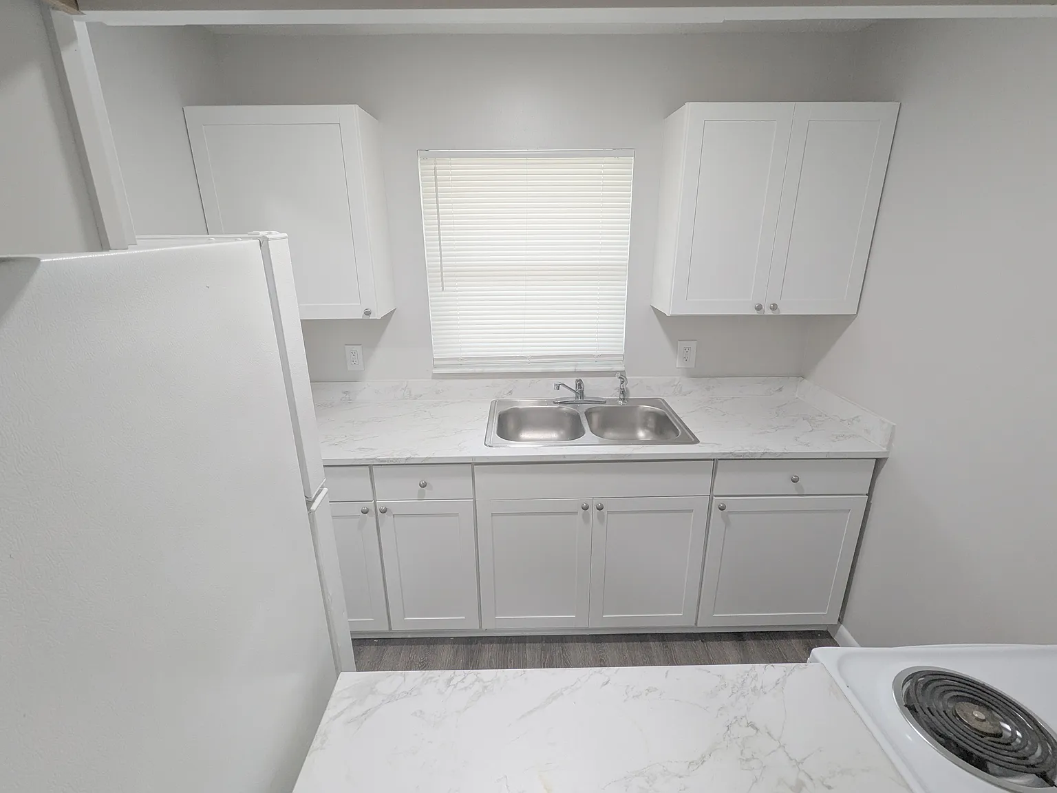 3031-3045 Springfield Ln — Photo 3