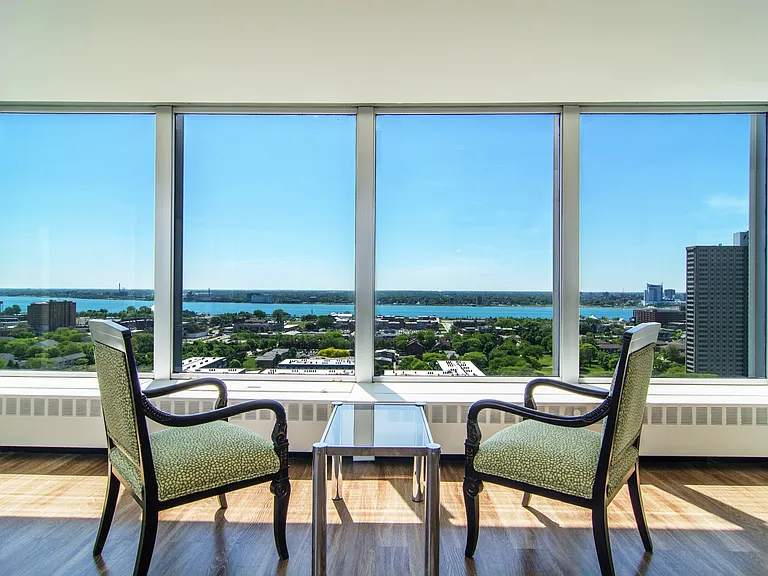Sitting area - three bedroom apartment