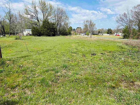 4th image of Priest Ln