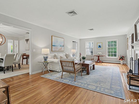 5th image of 241 Hemlock Hills Road South