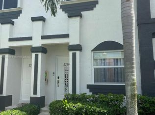 2220 SE 26th Ln #2220, Homestead, FL 33035