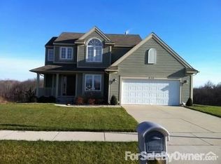 836 Scottview Dr NE, Comstock Park, MI 49321