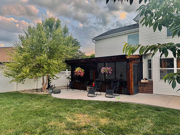 4th image of 2264 Ferndown Dr