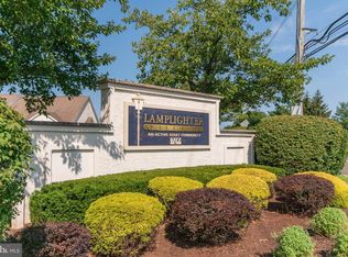 1102 Manchester Ct #70, Warrington, PA 18976