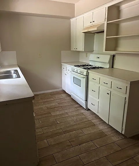 1213 W Hunt St — Photo 5