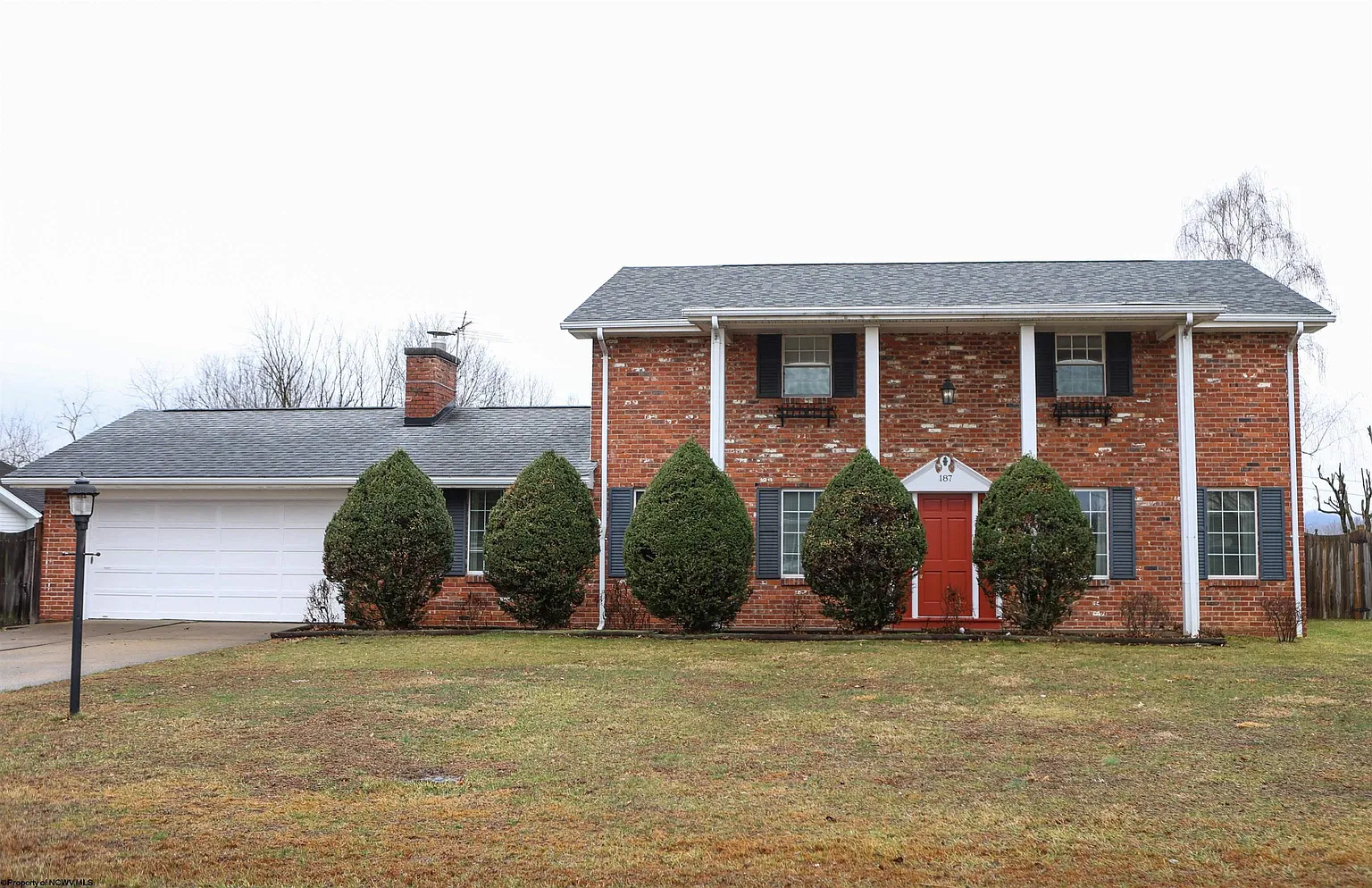 187 Ridgeway Dr photo 1