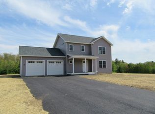 280 Highland Cliff Rd, Windham, ME 04062
