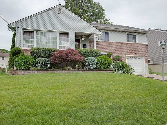 2nd image of 1101 Ashley Dr