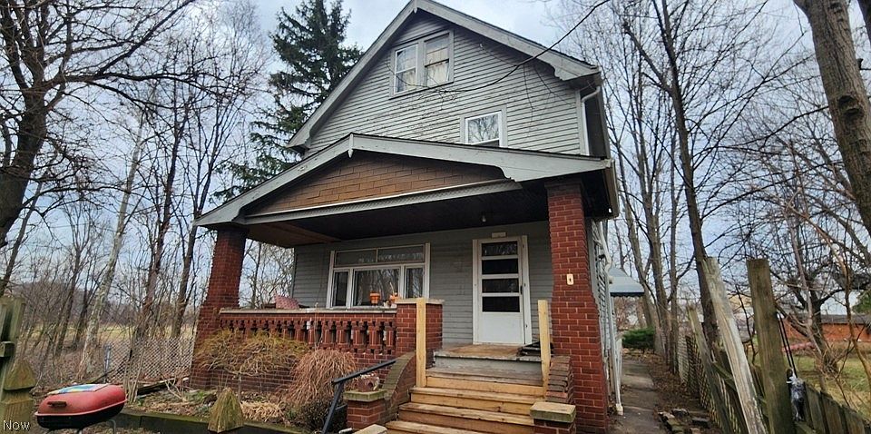 1st image of 4183 W 22nd St