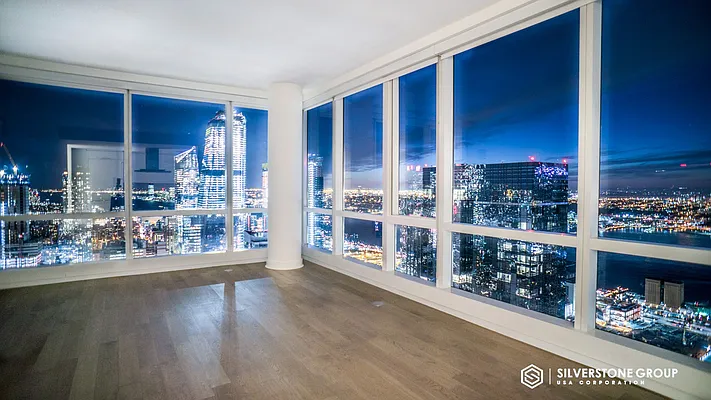 Rented by Silverstone Group USA Corp. | media 39