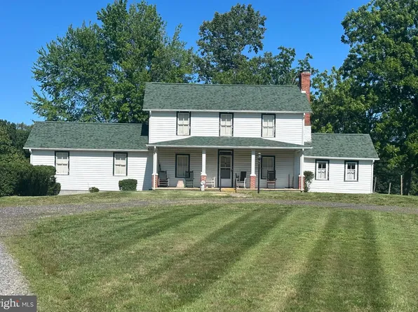 4129 Stratford Hall Rd, Montross, VA 22520