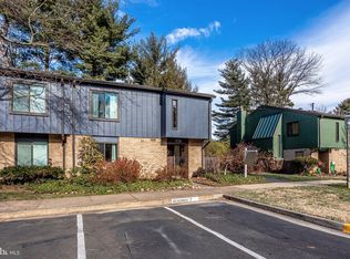 1735 Ivy Oak Sq, Reston, VA 20190