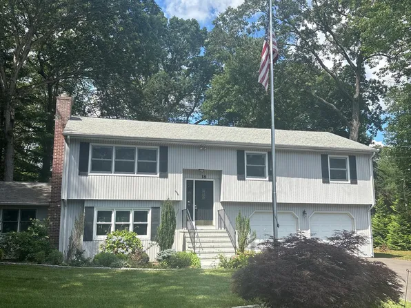 18 Belleview Drive, Derby, CT 06418
