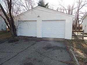 Exterior 2 car garage