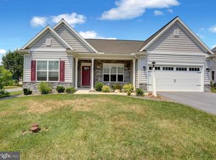 211 Copper Beech Ln, Womelsdorf, PA 19567