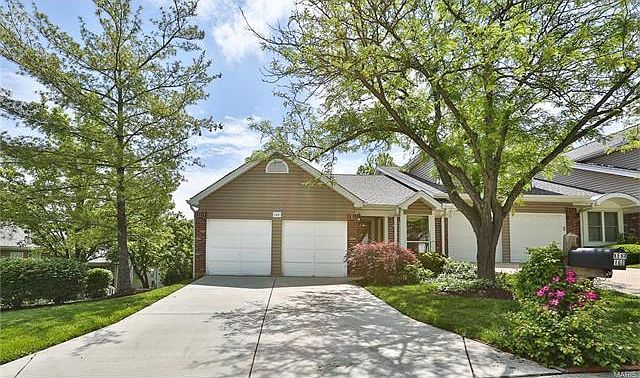 1st image of 160 Kehrs Mill Bend Dr