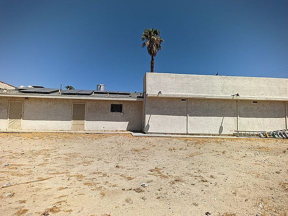 3rd image of 12260 Palm Dr