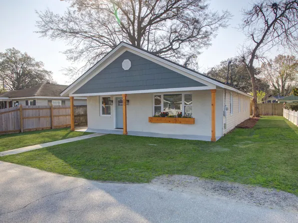 921 Hillsboro Dr, Charleston, SC 29407