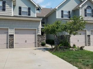 8012 SW 4th St, Blue Springs, MO 64014