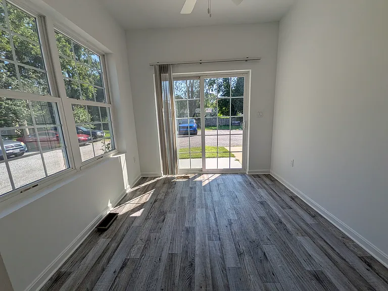 310 Del Rhodes Ave #A — Photo 12