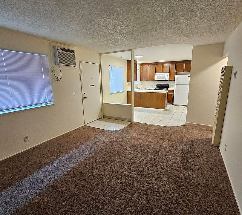 1st image of 1221 B St APT 7