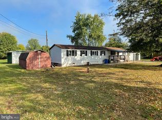 4360 Schoolhouse Rd, Dover, PA 17315