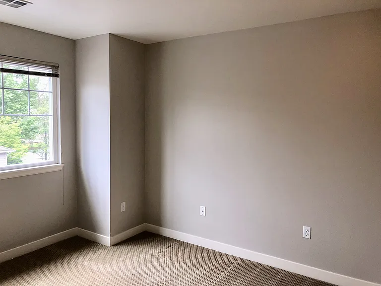 23120 NE 8th Pl — Photo 15