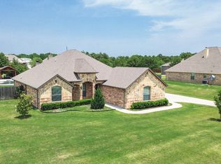 101 Mitch Ct, Boyd, TX 76023