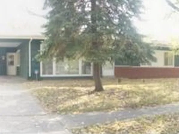 633 Travers Ave, Chicago Heights, IL 60411