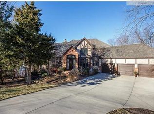 27080 W 107th St, Olathe, KS 66061