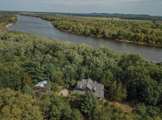 W3004 49th St, Mauston, WI 53948