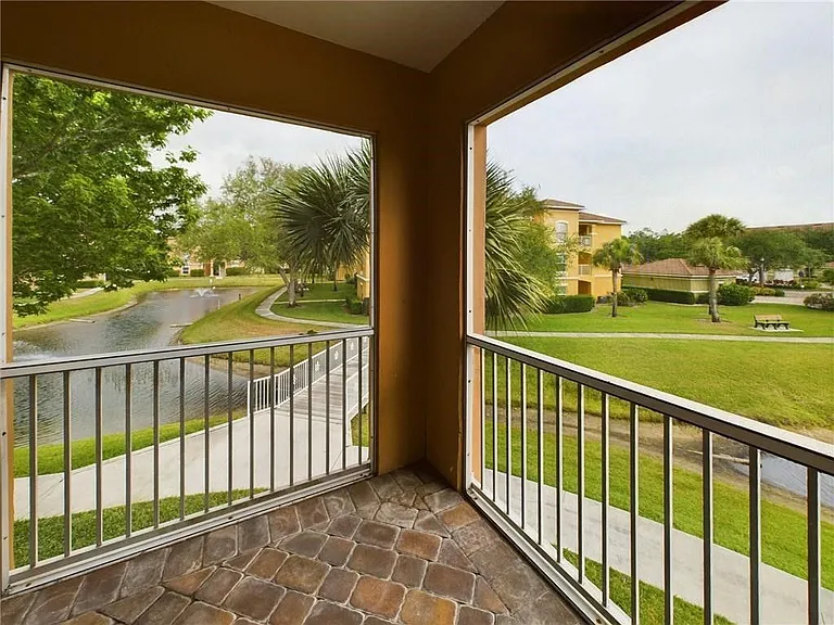 5020 Fairways Cir #J205 — Photo 23